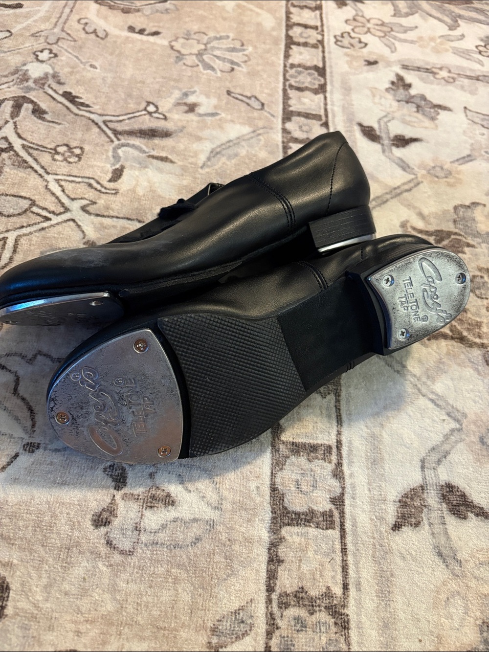 Capezio tap shoes Black